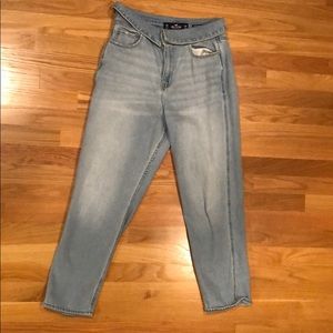 hollister size 11 ultra high rise mom jean